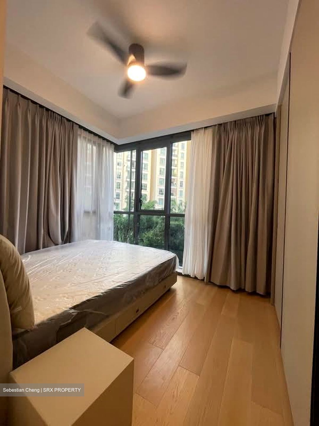 Hill House (D9), Apartment #561608201